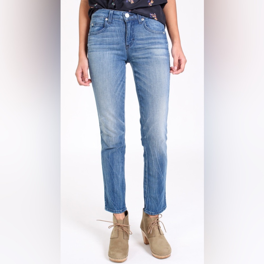 AMO Denim Kate in Blue Gem